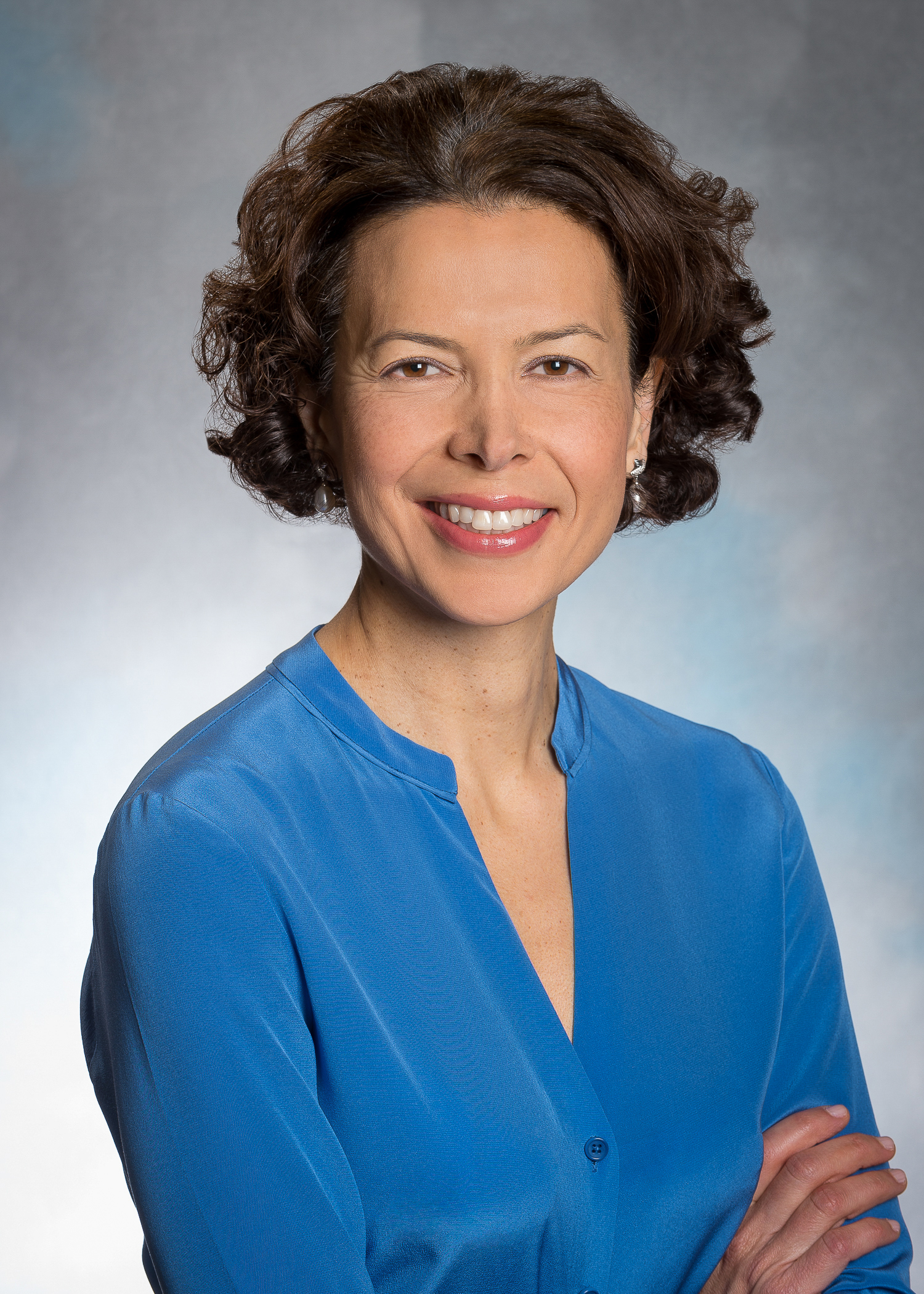 Photo of Roya Ghazinouri