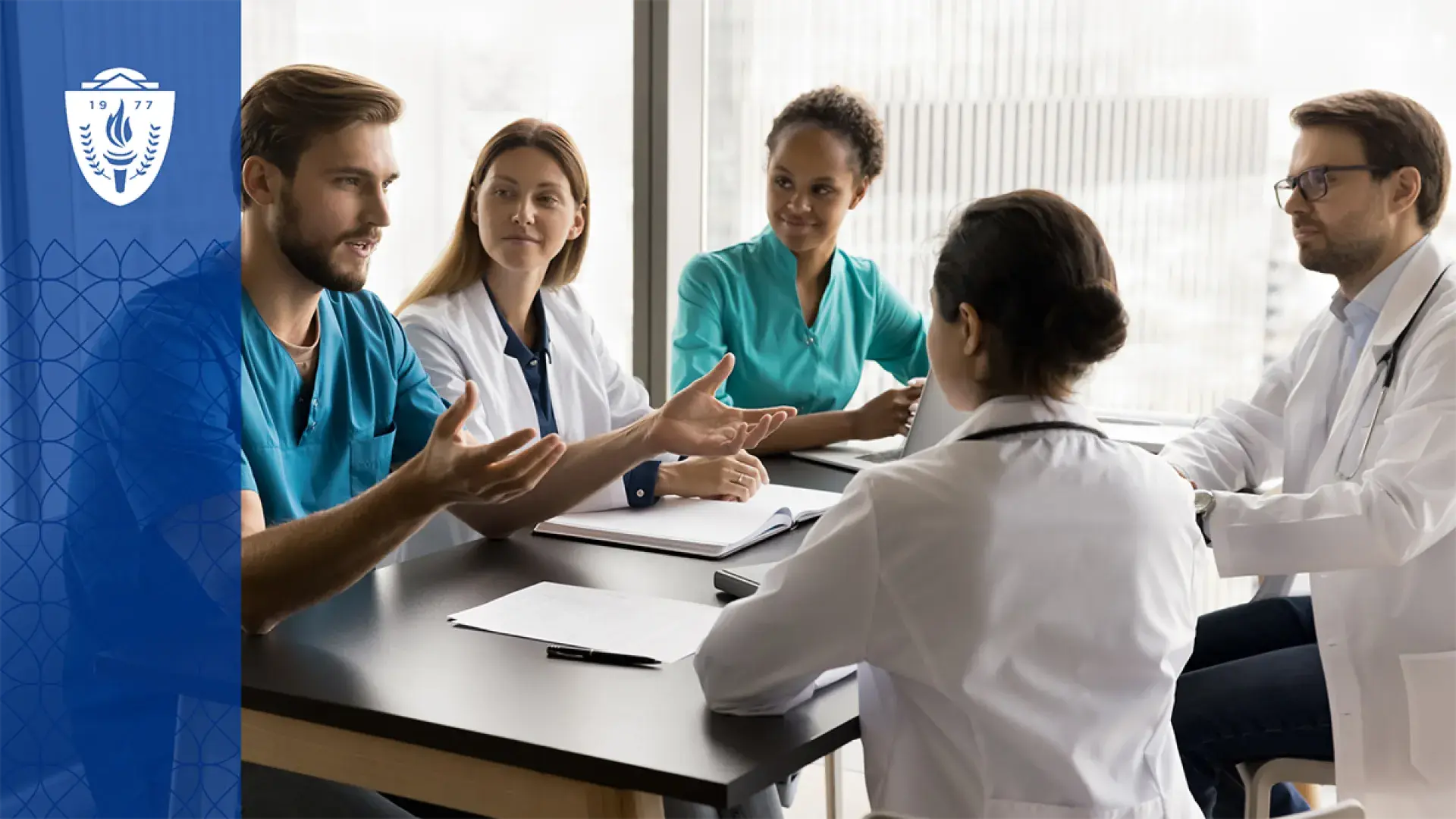 interprofessional group discussing a care plan