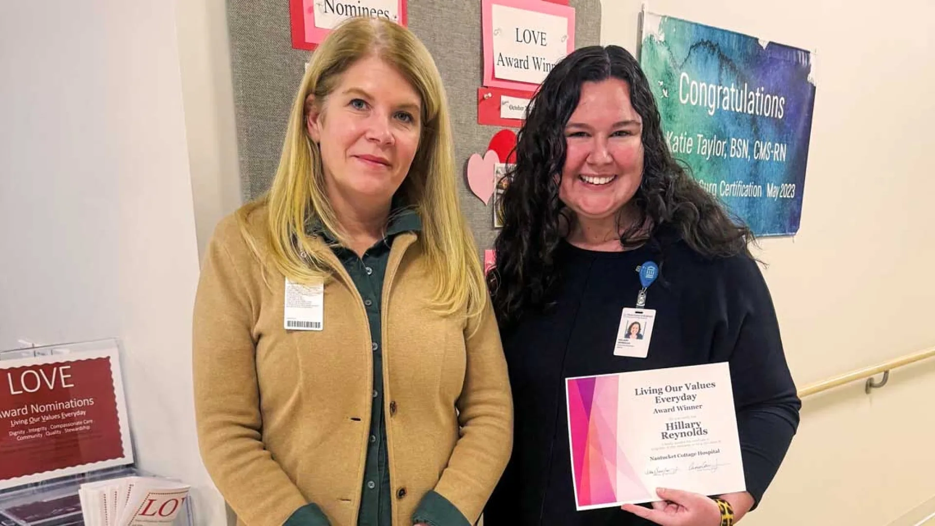 Nantucket Cottage President Amy Lee with Hillary Reynolds holding the L.O.V.E Award certificate 