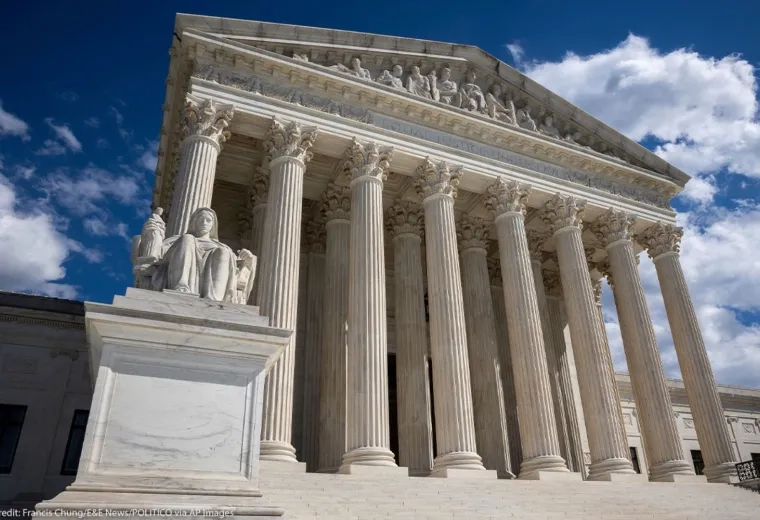 Picture of the US Supreme Court